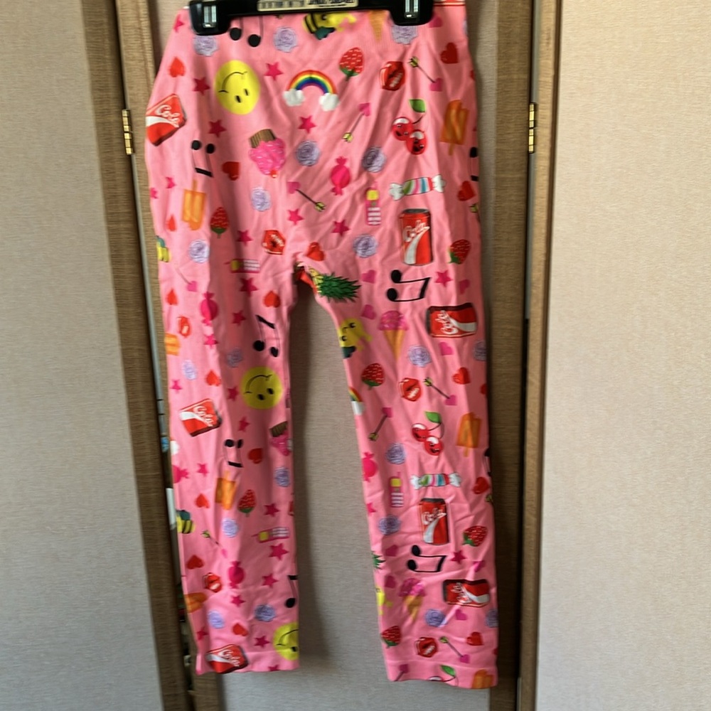 FINAL MARKDOWN No Boundaries junior leggings large